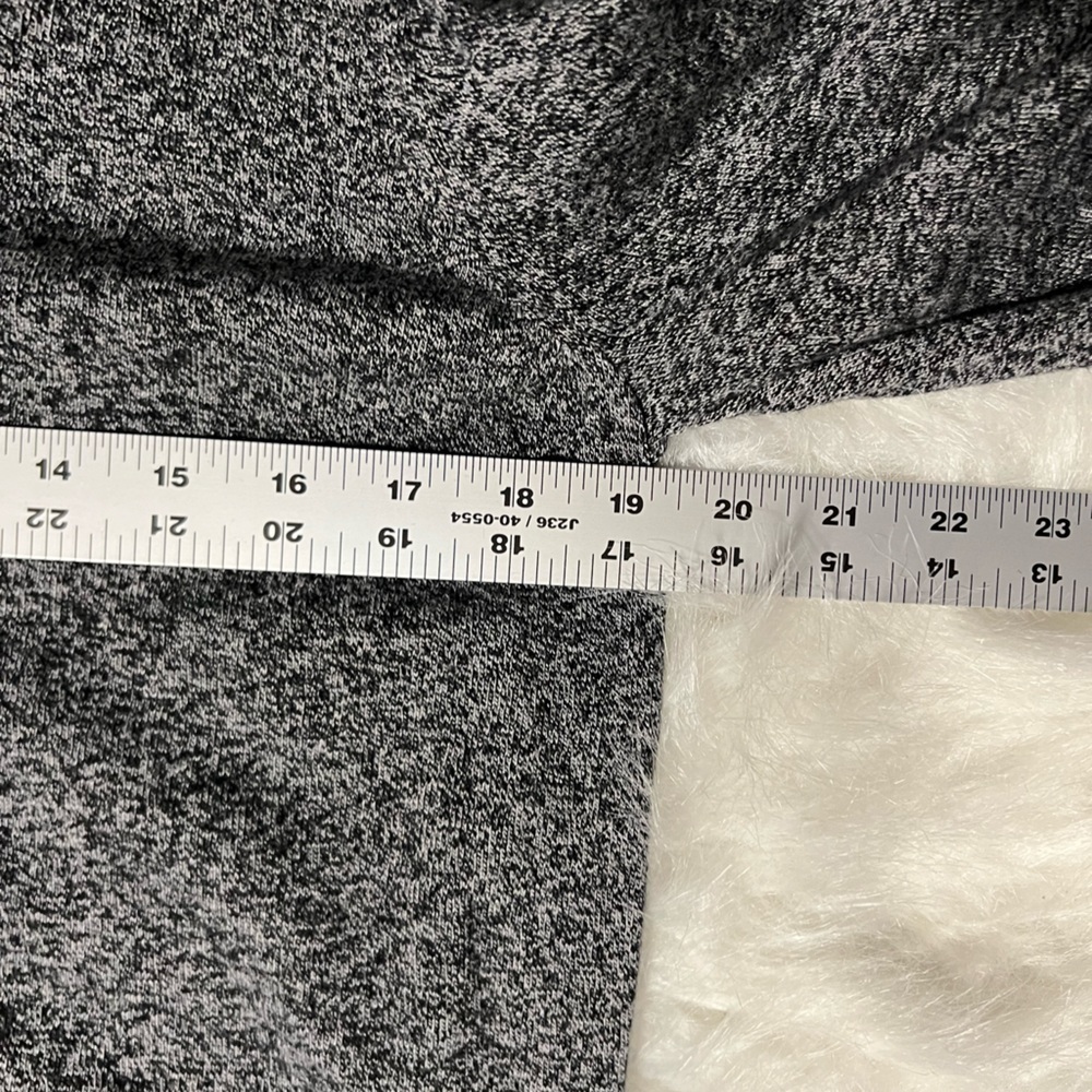 Old Navy long sleeve top, XL - Picture 2 of 7
